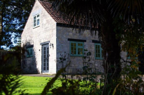 The Snug, Beautiful Country Retreat